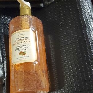 Turmeric & Brown Sugar Exfoliating Body Wash - Orange